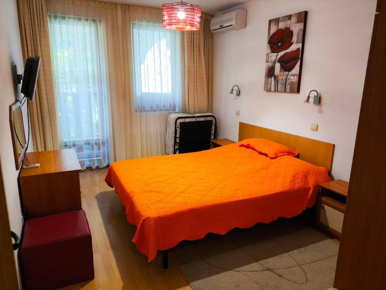 Dom-El Real Apartments 3 - Sveti Vlas Extérieur photo